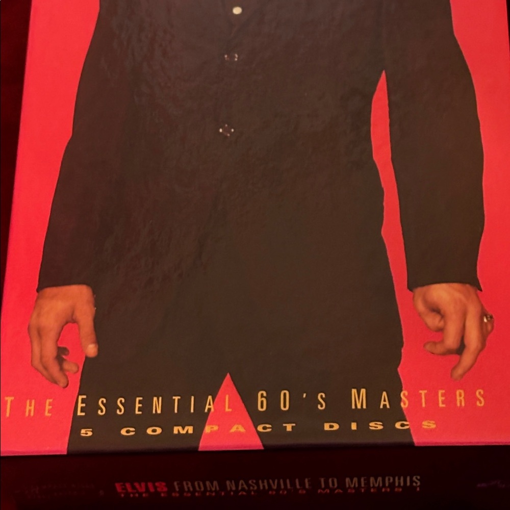 EUC-Like New:Elvis Presley Boxed Set of 5 Music CDs: The Essential 60’s Masters - Picture 5 of 17